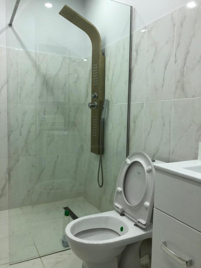 Weiss Old Town Ground Floor Apartment Sibiu Bagian luar foto